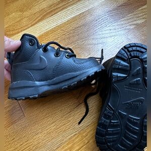 Nike Sneakers Toddler Size 7